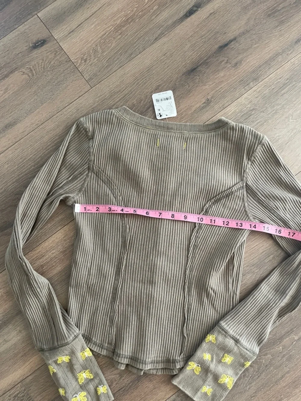 Free People Daria Cuff Cardi- Size Small